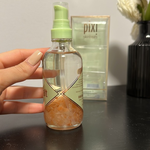PIXI skintreats pink salt cleansing oil 118 ml. - Picture 3 of 8